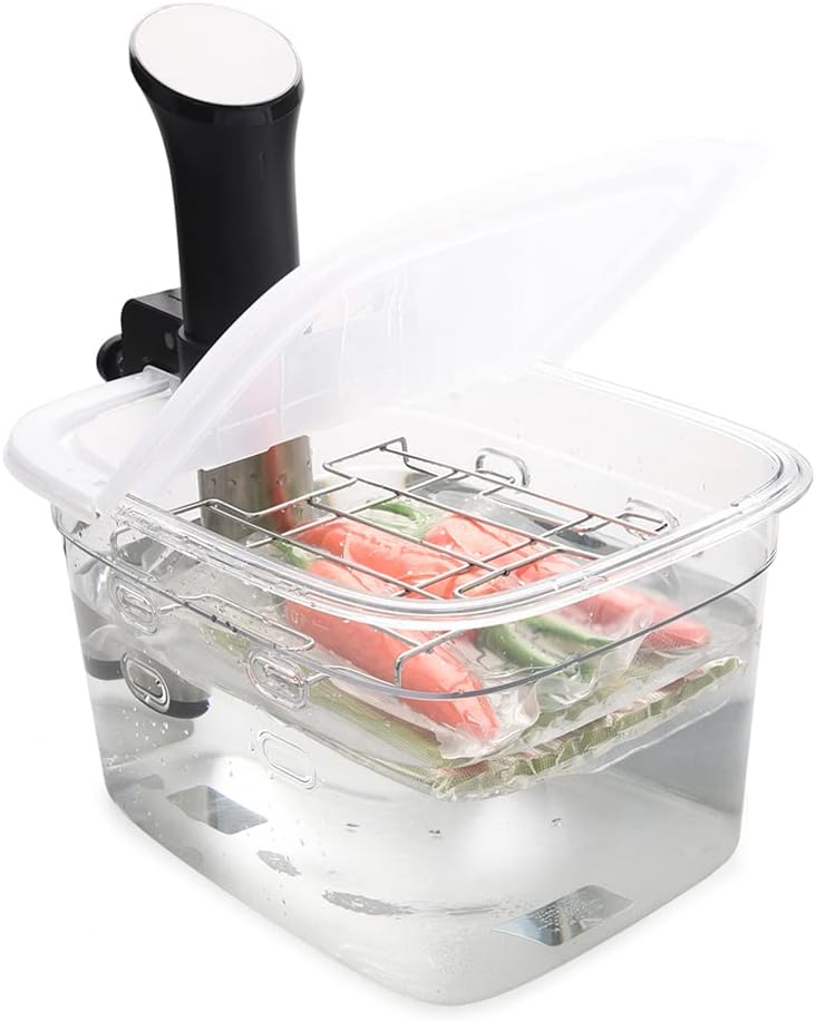 12Qt Container with Built-In Rack